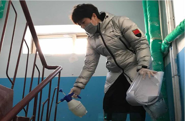 黨建引領，讓黨旗在城市抗“疫”一線高高飄揚